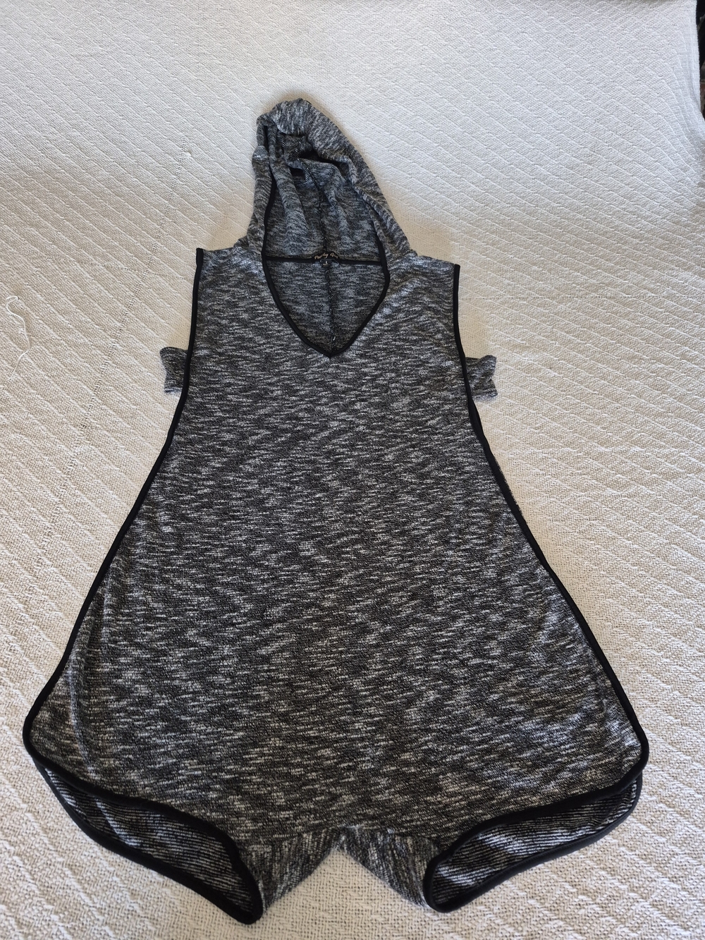 Women’s Gray Sleeveless Hooded Romper